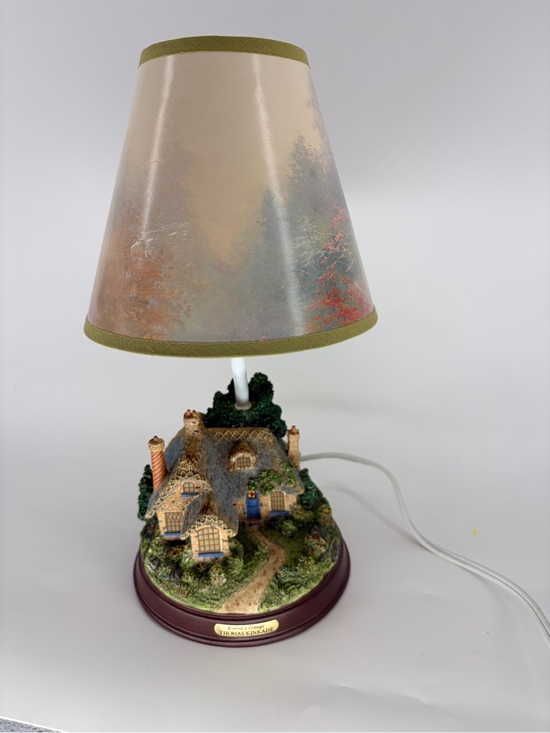 Thomas Kinkade Other - Thomas Kinkade Everett’s Cottage Accent Table Lamp - with Shade